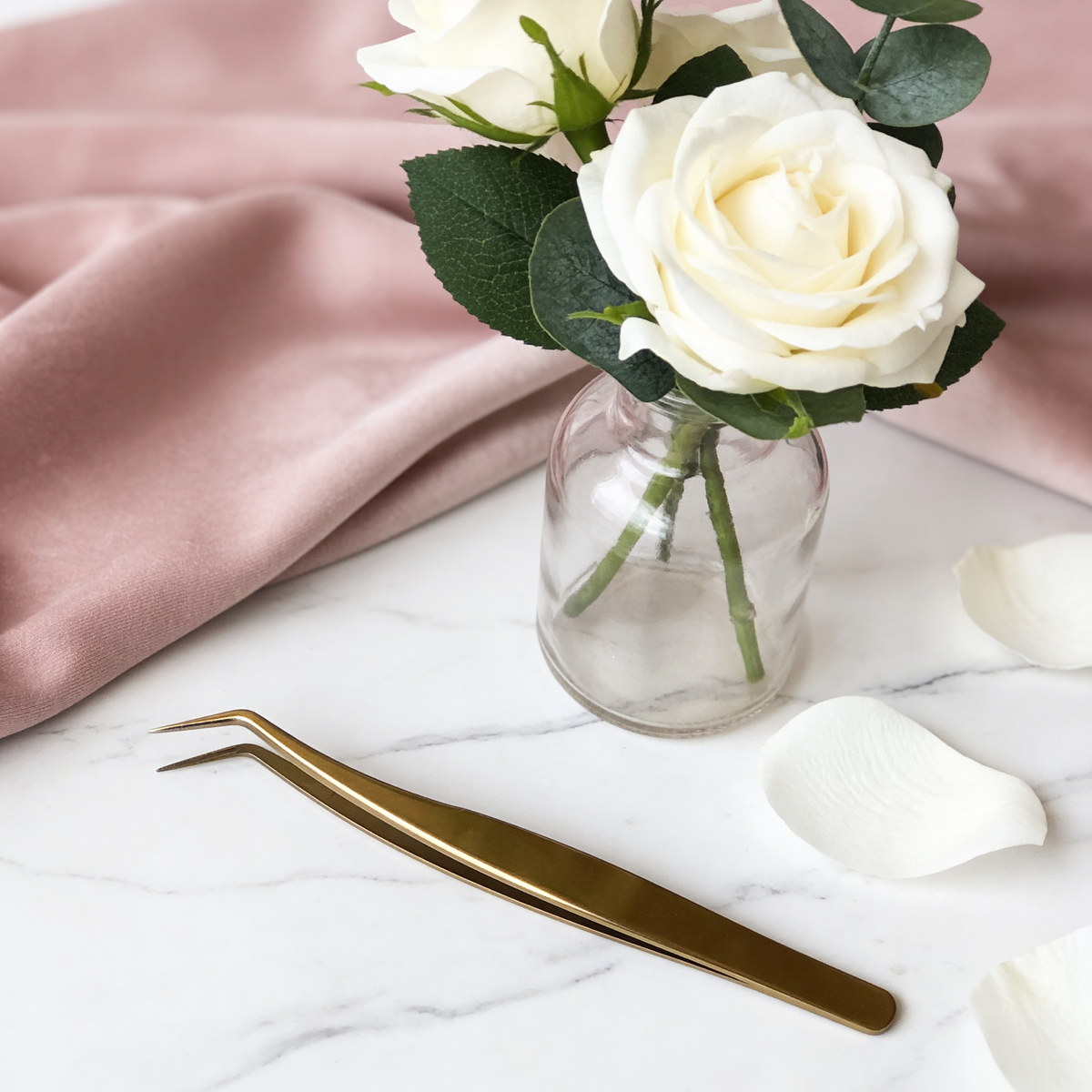 King Lash — Gold Curved Volume Tweezer